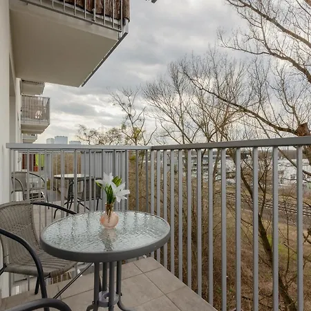 Lägenhet Wola With Balcony Sokolowska By Renters