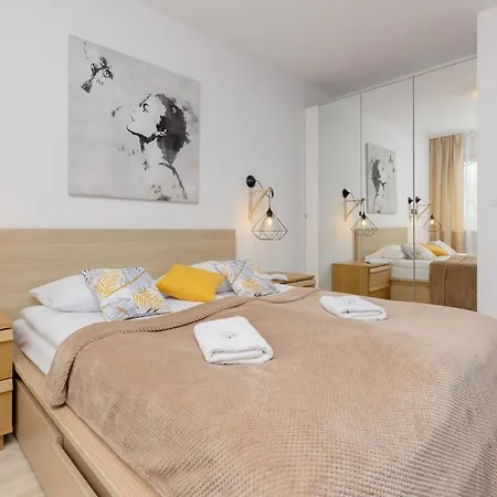 Wola With Balcony Sokolowska By Renters Lägenhet Warszawa