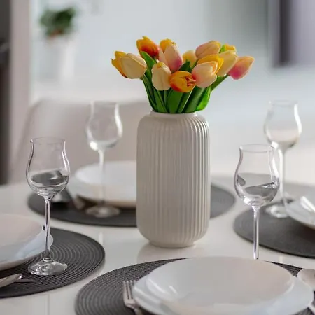 Wola With Balcony Sokolowska By Renters Apartman *